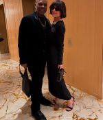 Access_Kardashian_11~13.jpg