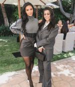 Access_Kardashian_11~8.jpg