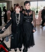 Access_Kardashian_12~4.jpg