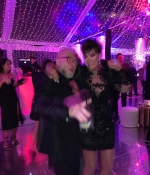 Access_Kardashian_14~14.jpg