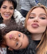 Access_Kardashian_15~9.jpg