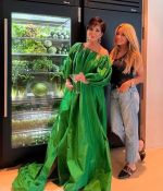 Access_Kardashian_38~0.jpg