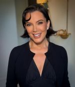 Access_Kardashian_39~1.jpg