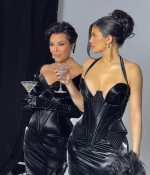 Access_Kardashian_4~17.jpg