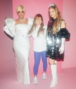 Access_Kardashian_5~12.jpg