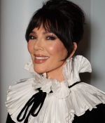 Access_Kardashian_5~24.jpg