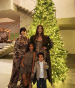 Access_Kardashian_5~3.jpg