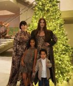 Access_Kardashian_9~11.jpg