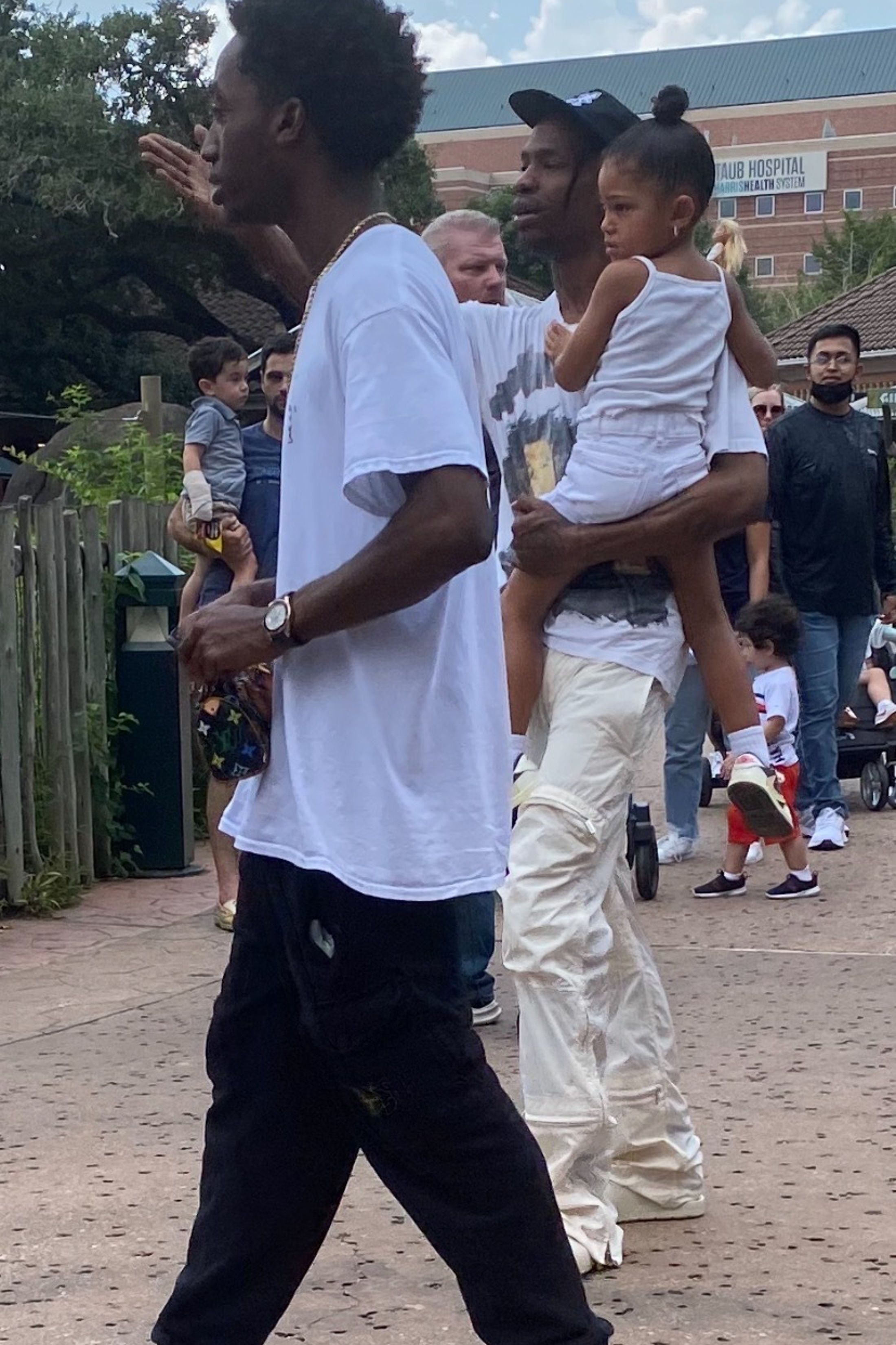 Access_Kardashian_005.jpg