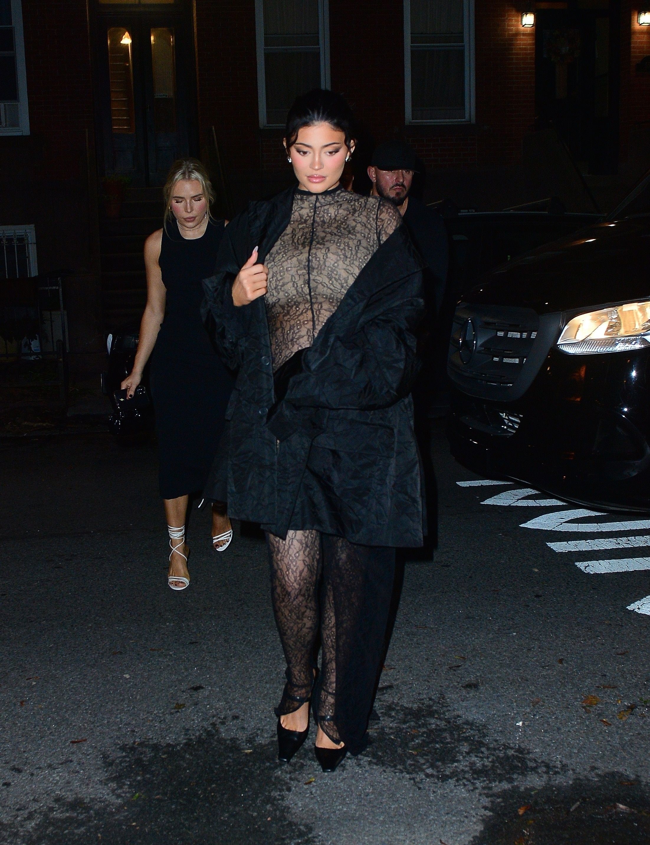 Access_Kardashian_002.jpg