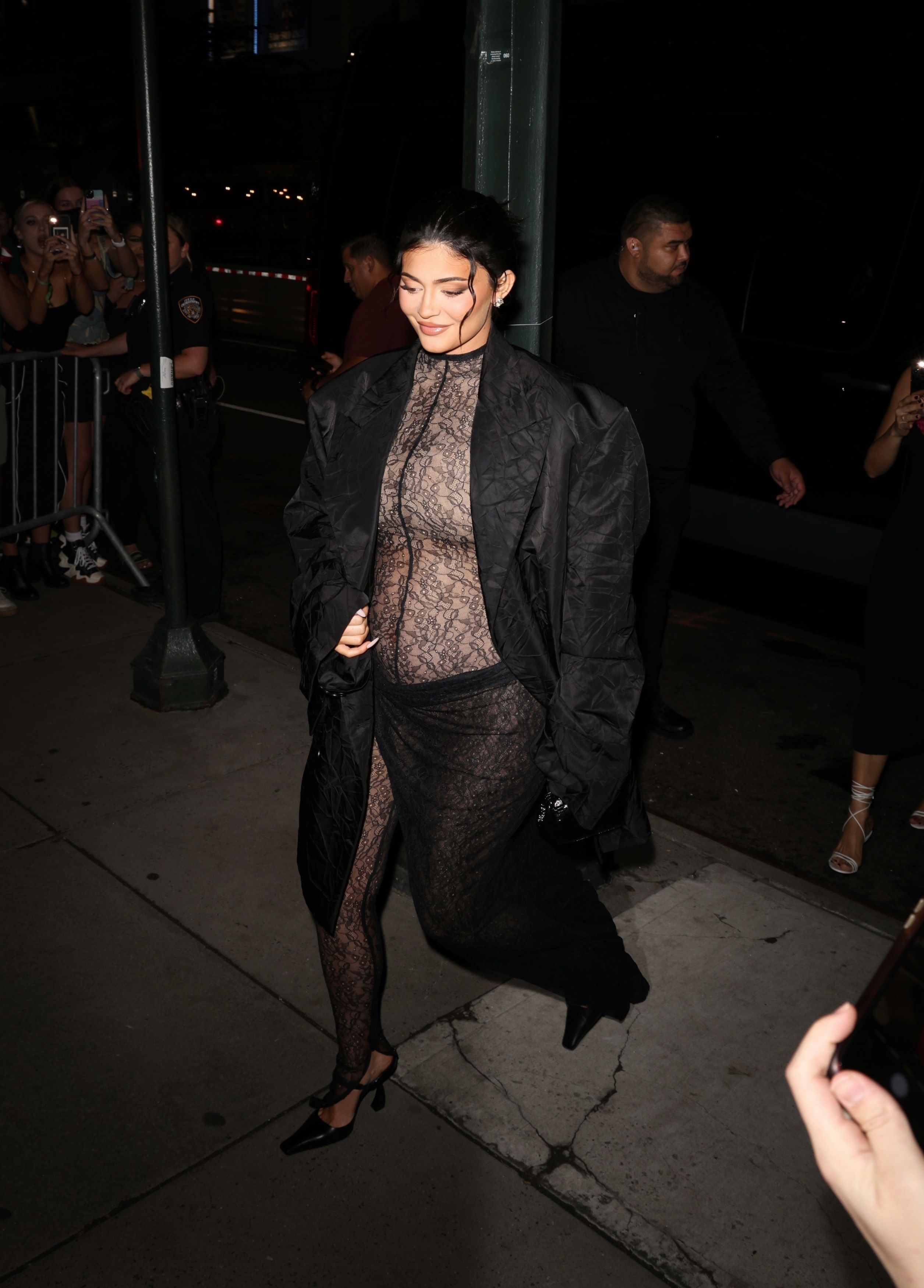 Access_Kardashian_001.jpg