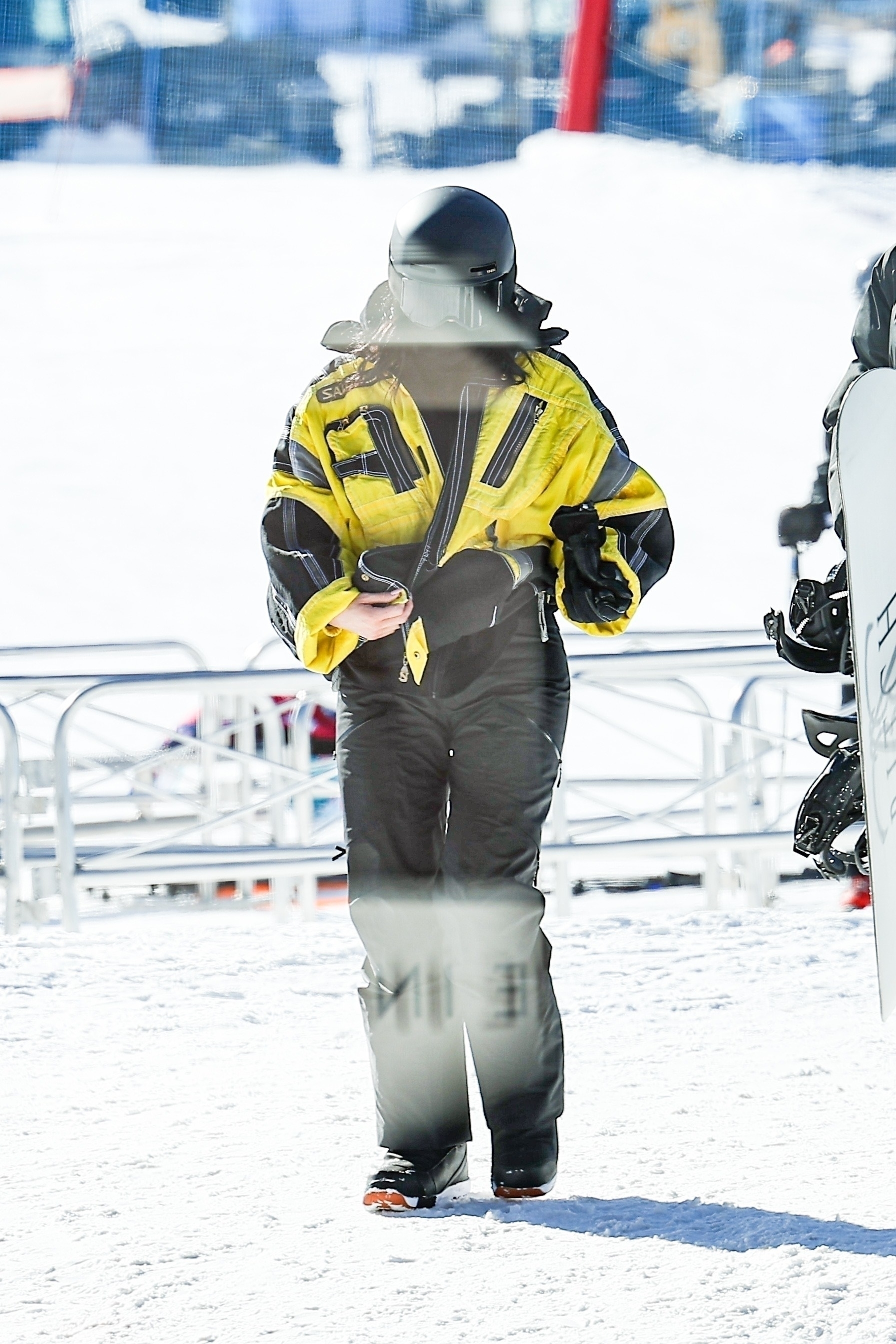 access_281129~2.jpg