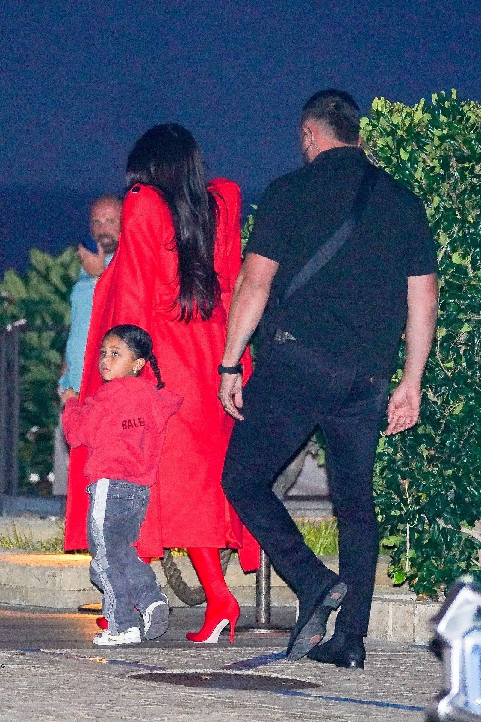 Access_Kardashian_006.jpg