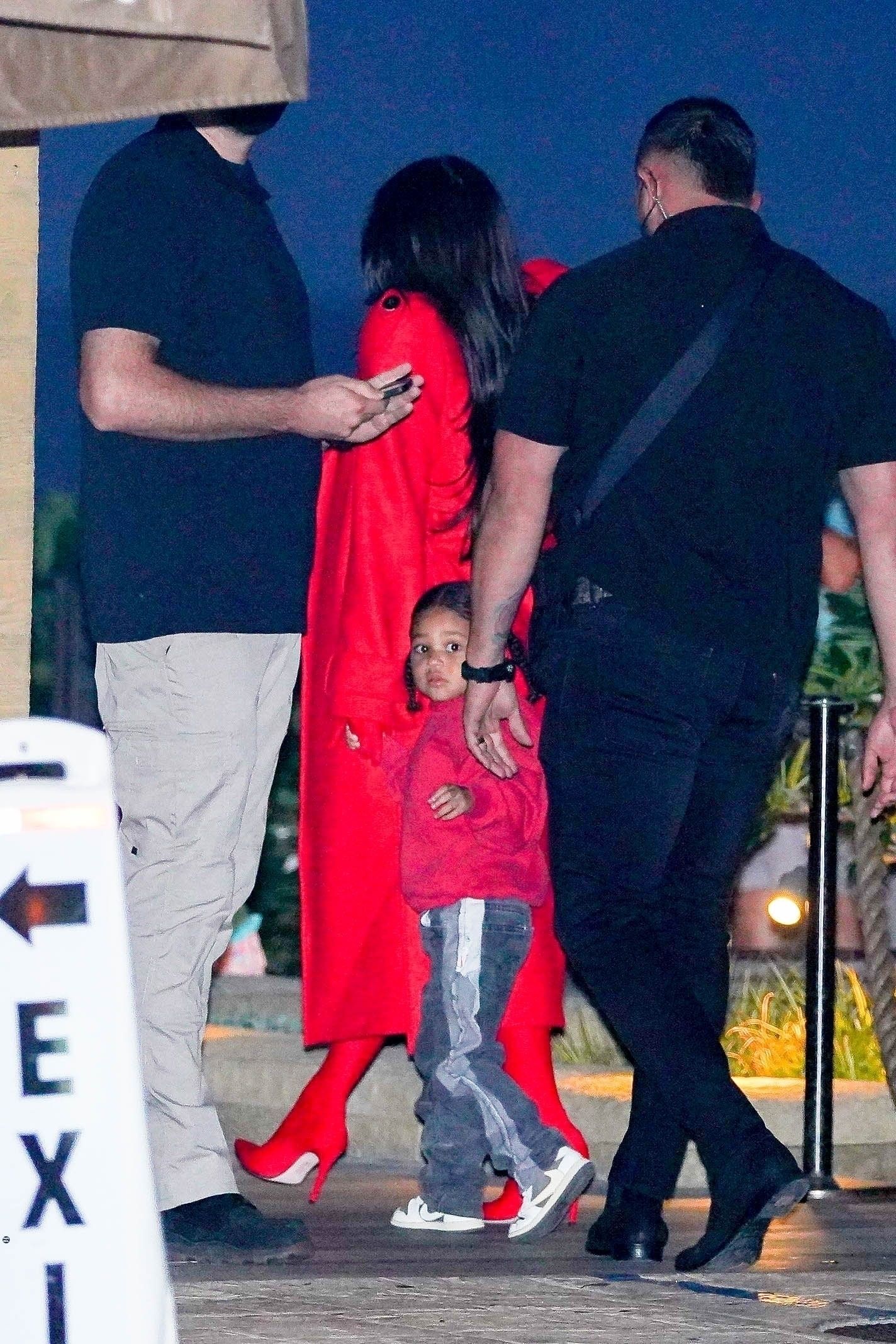 Access_Kardashian_011.jpg