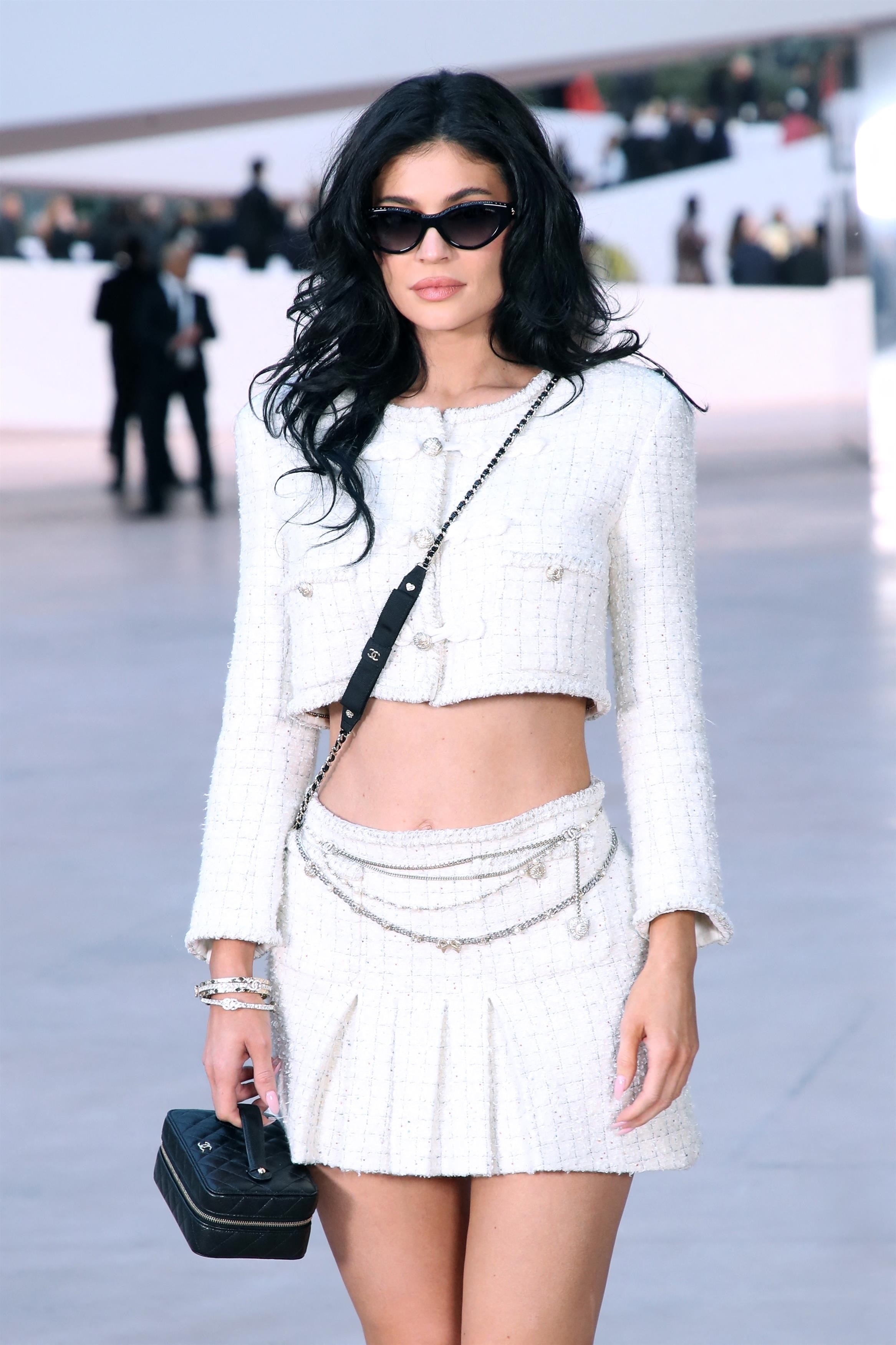 Access_Kardashian_130.jpg