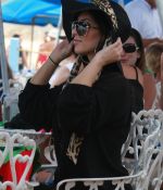 Access_Kardashian_12.jpg