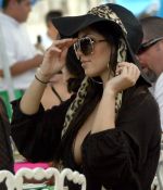 Access_Kardashian_14.jpg