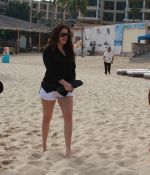 Access_Kardashian_5.jpg