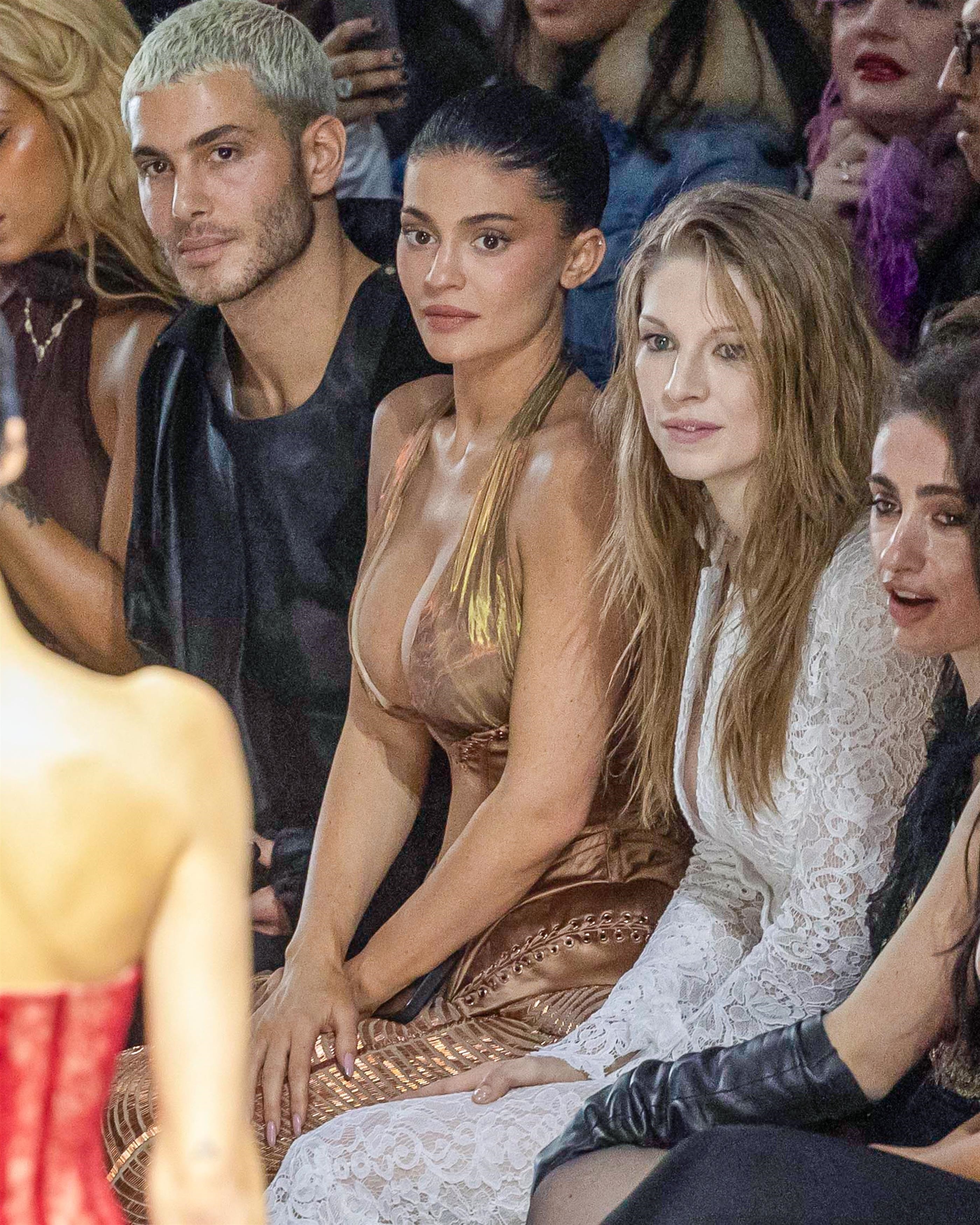 Access_Kardashian_1.jpg