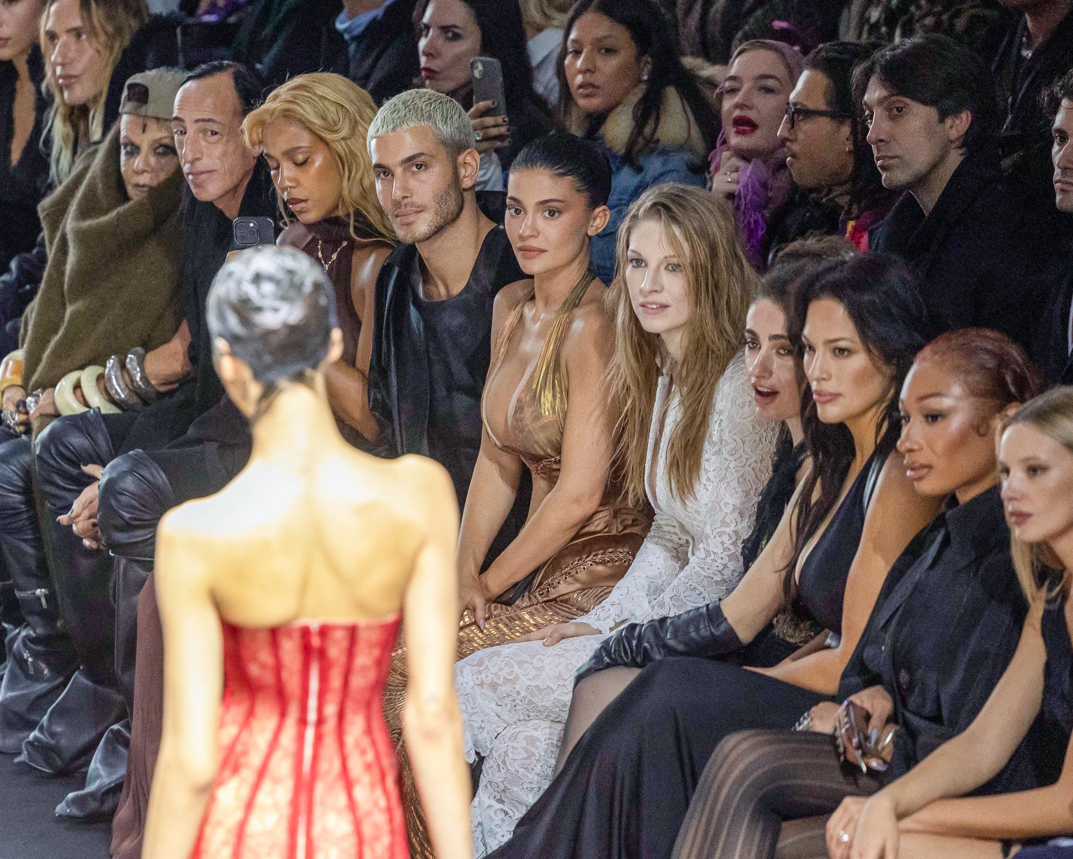Access_Kardashian_2.jpg