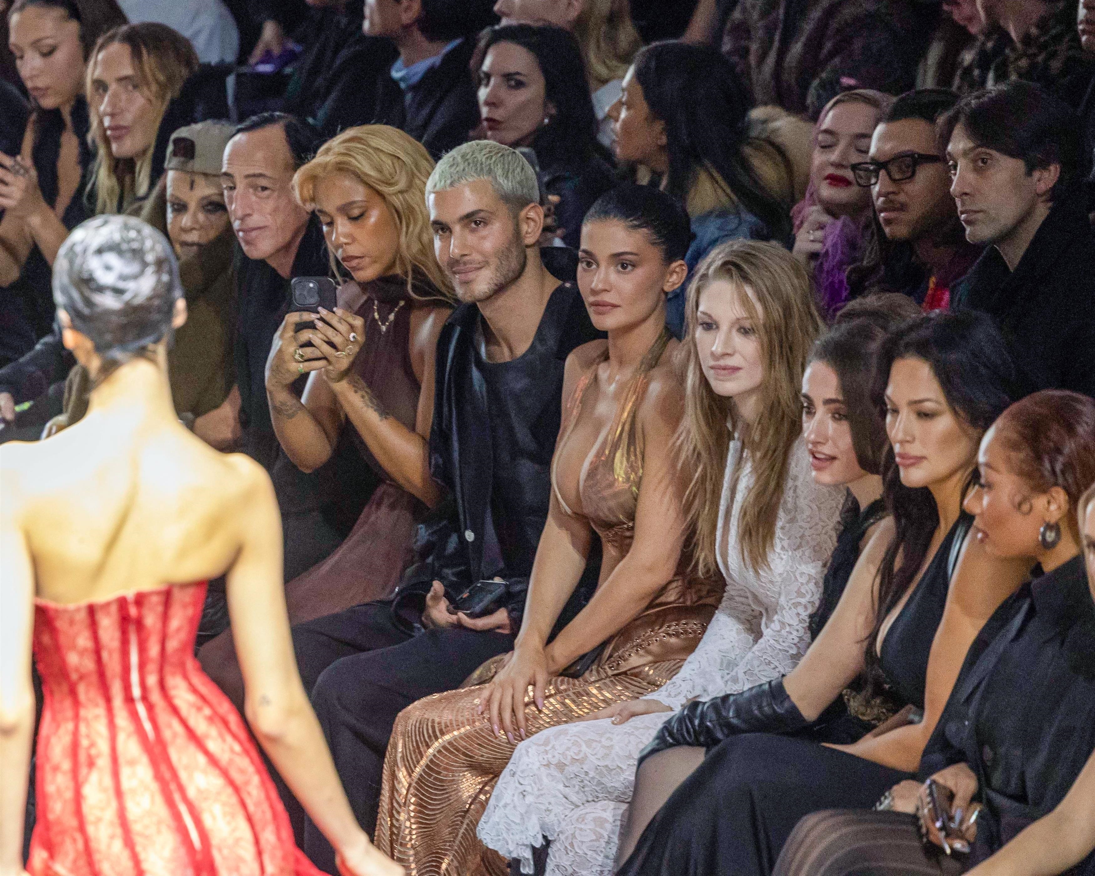 Access_Kardashian_3.jpg