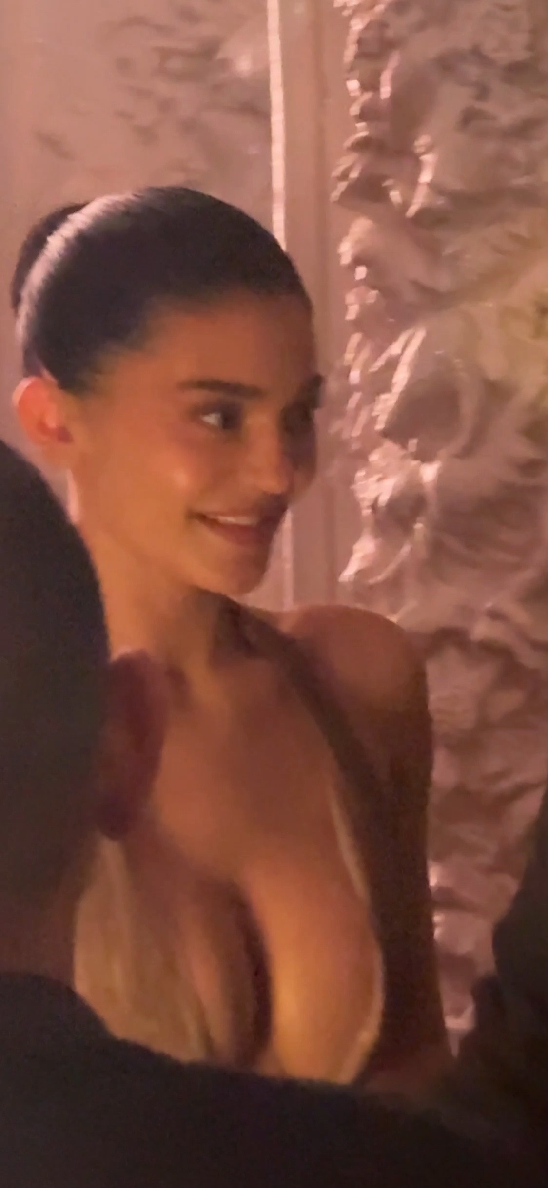 Access_Kardashian_3.jpg