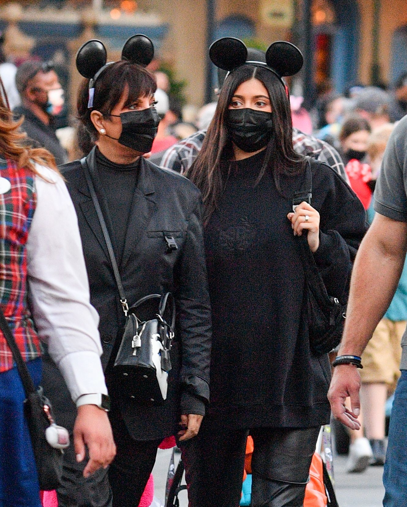 Access_Kardashian_010.jpg