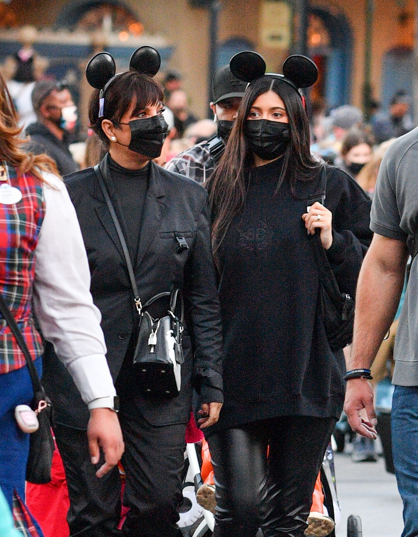 Access_Kardashian_012.jpg