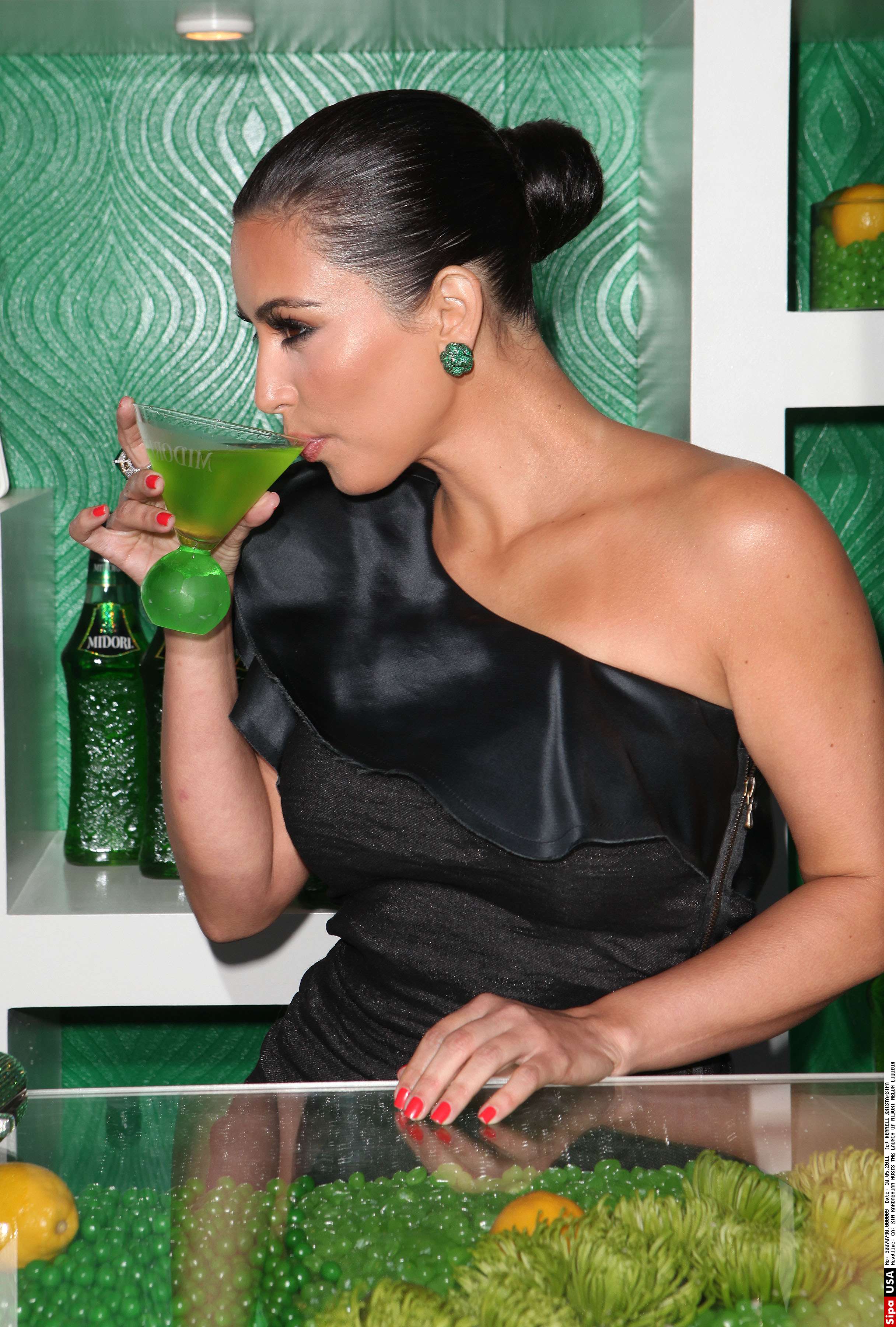 Access_Kardashian_13.jpg