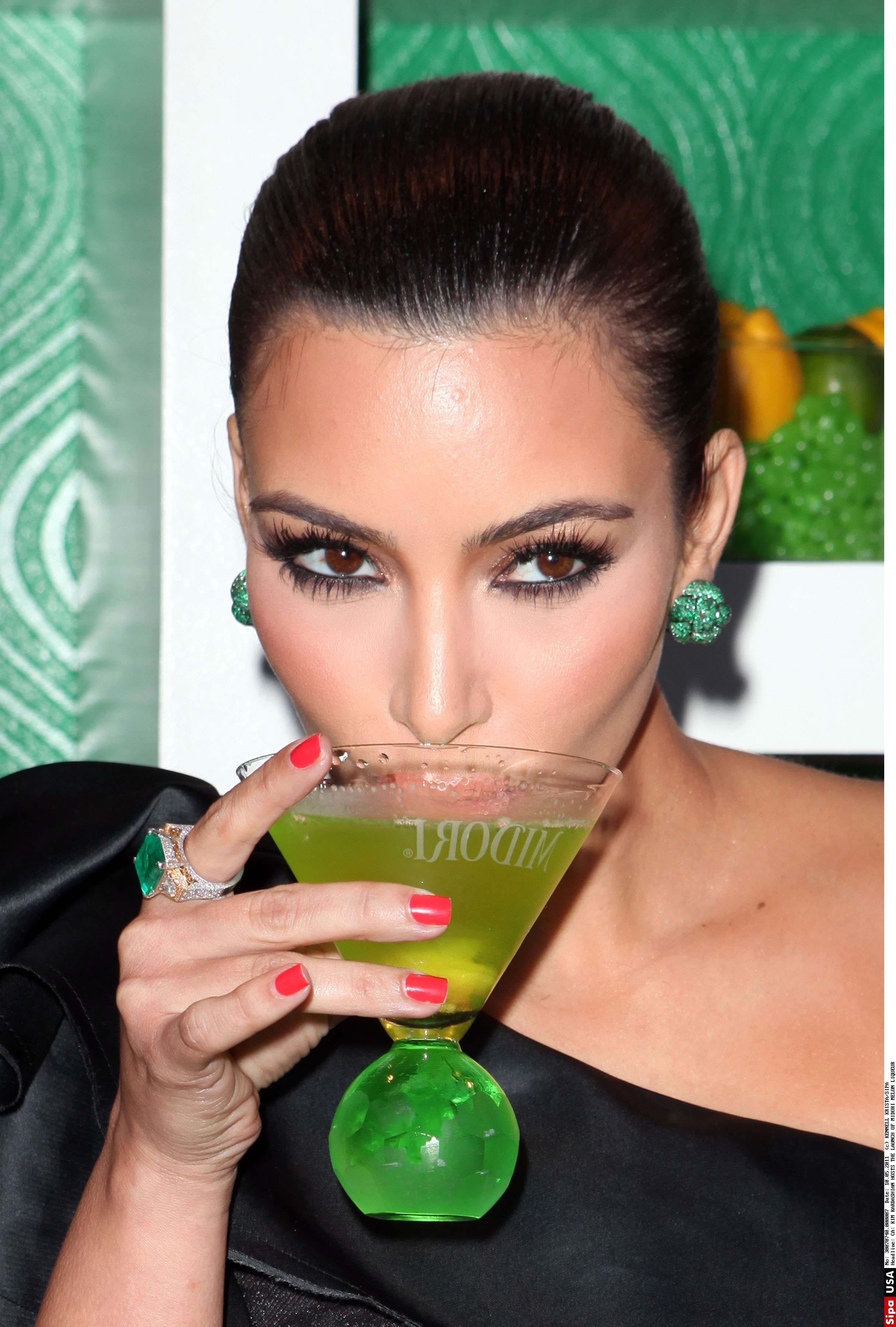 Access_Kardashian_17.jpg