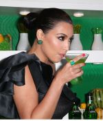 Access_Kardashian_18.jpg