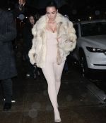 Access_Kardashian_4.jpg