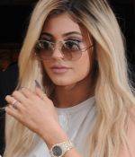 Access_Kardashian_4.jpg