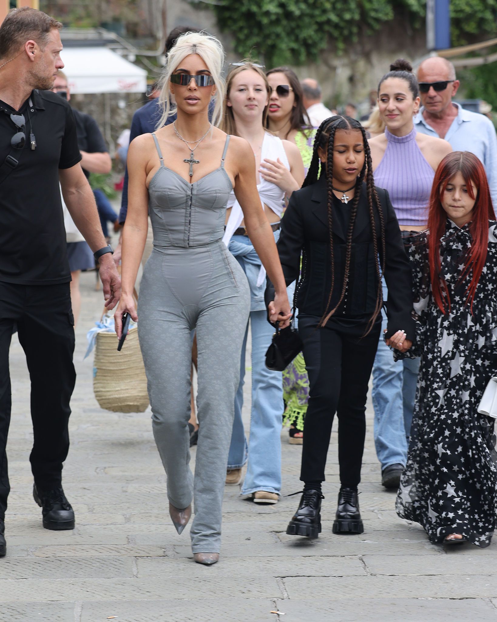 _Access_Kardashian_008~0.jpg