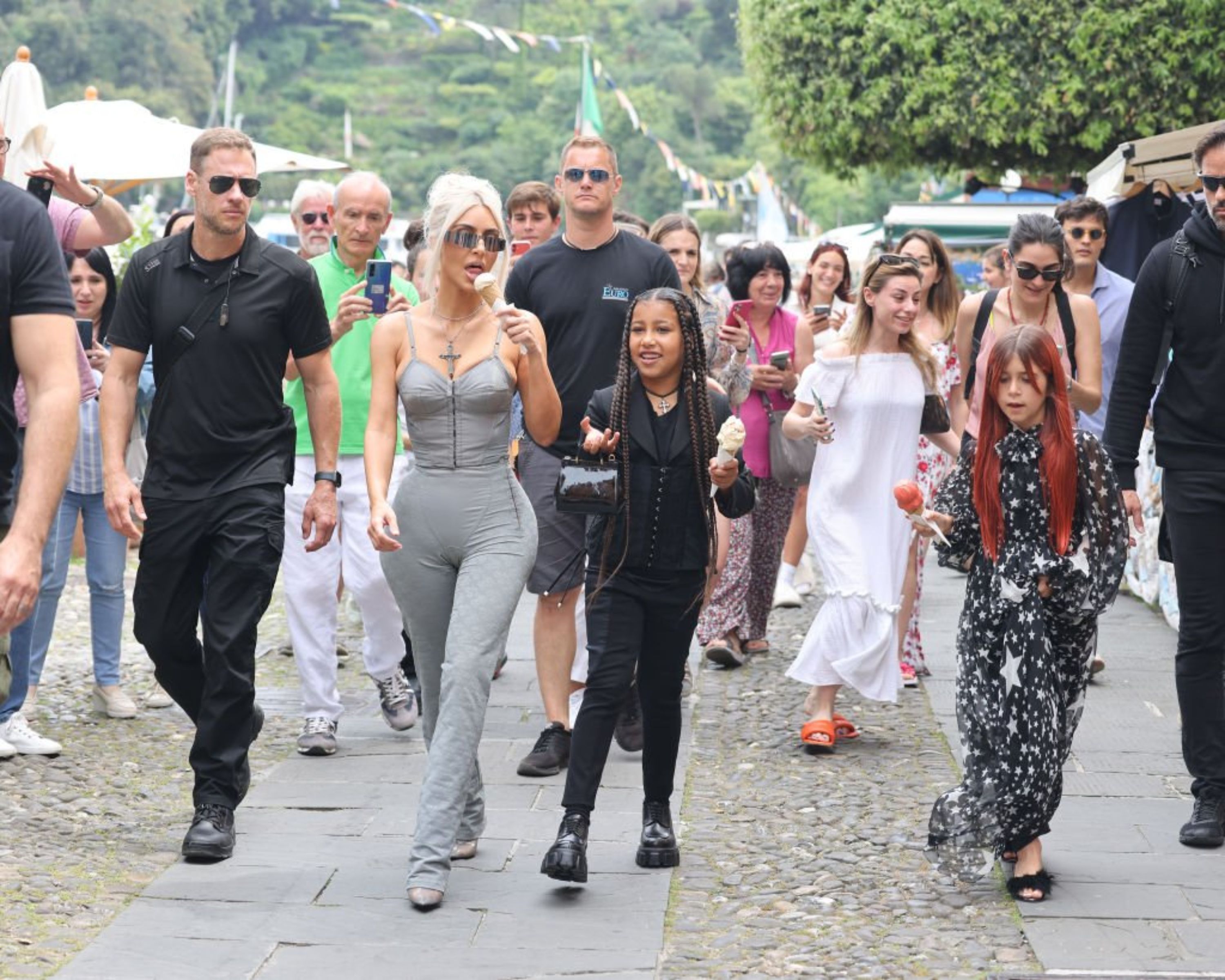 _Access_Kardashian_009.jpg