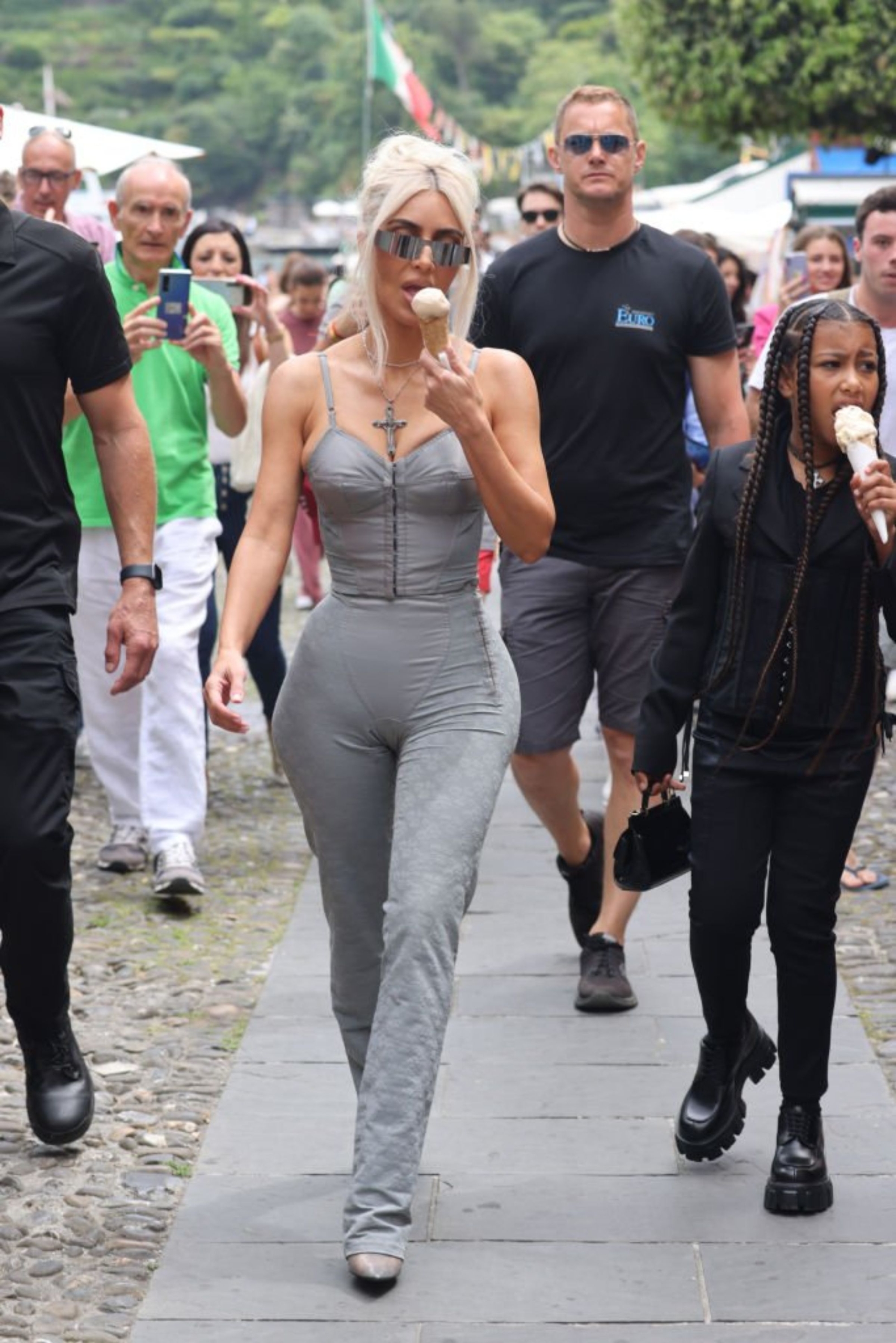 _Access_Kardashian_010.jpg