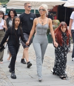 _Access_Kardashian_003.jpg