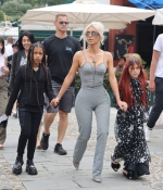 _Access_Kardashian_004.jpg