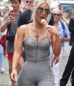 _Access_Kardashian_005.jpg