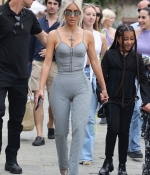 _Access_Kardashian_006~0.jpg