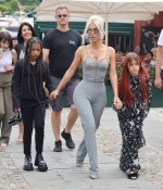 _Access_Kardashian_013.jpg