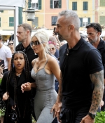 _Access_Kardashian_040.jpg