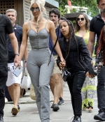 _Access_Kardashian_062.jpg