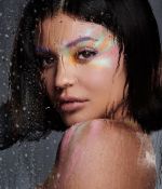 Access_Kardashian_12.jpg