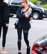 Access_Kardashian_36.jpg