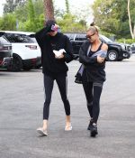 Access_Kardashian_66.jpg