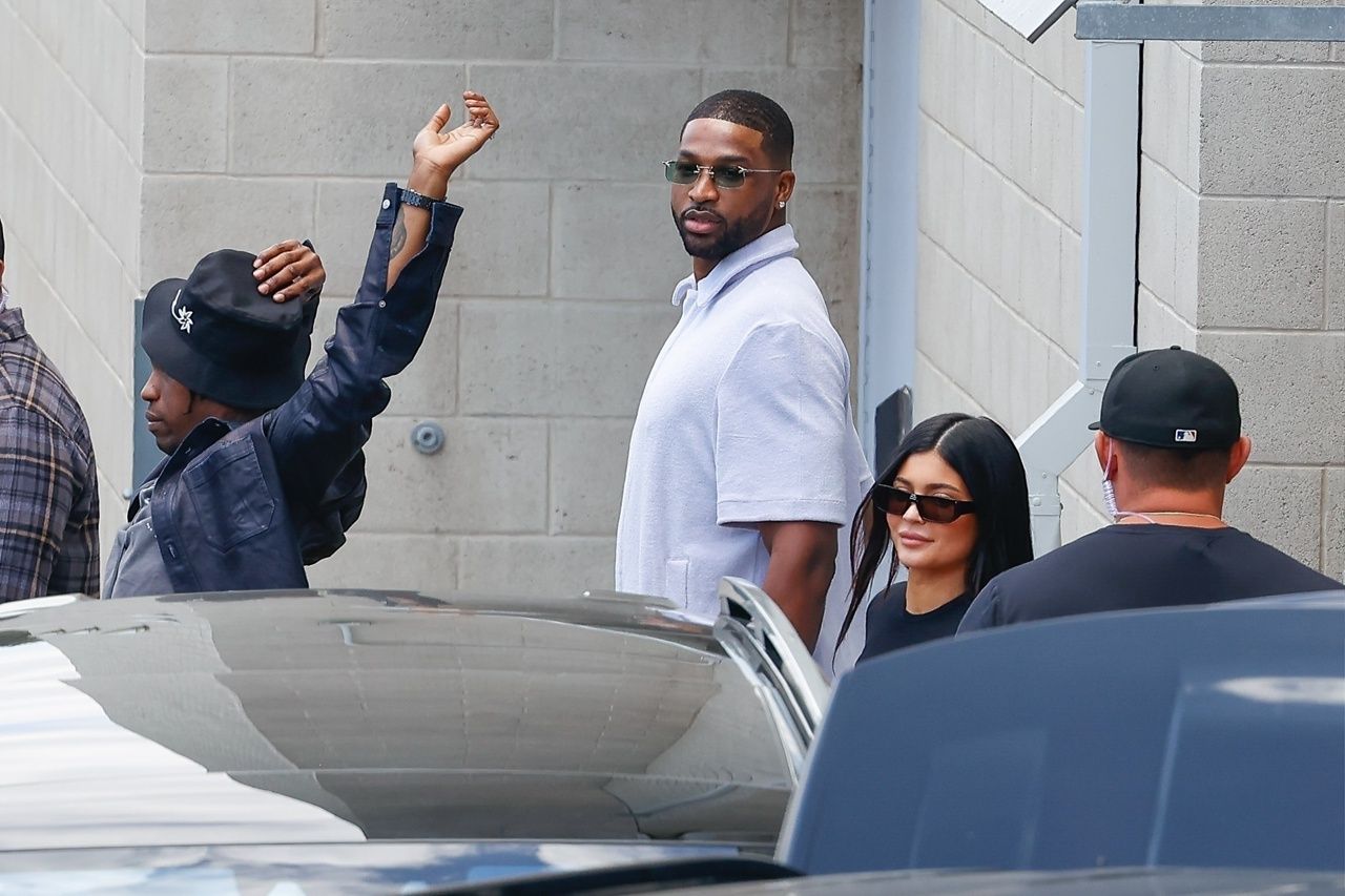 Access_Kardashian_002.jpg