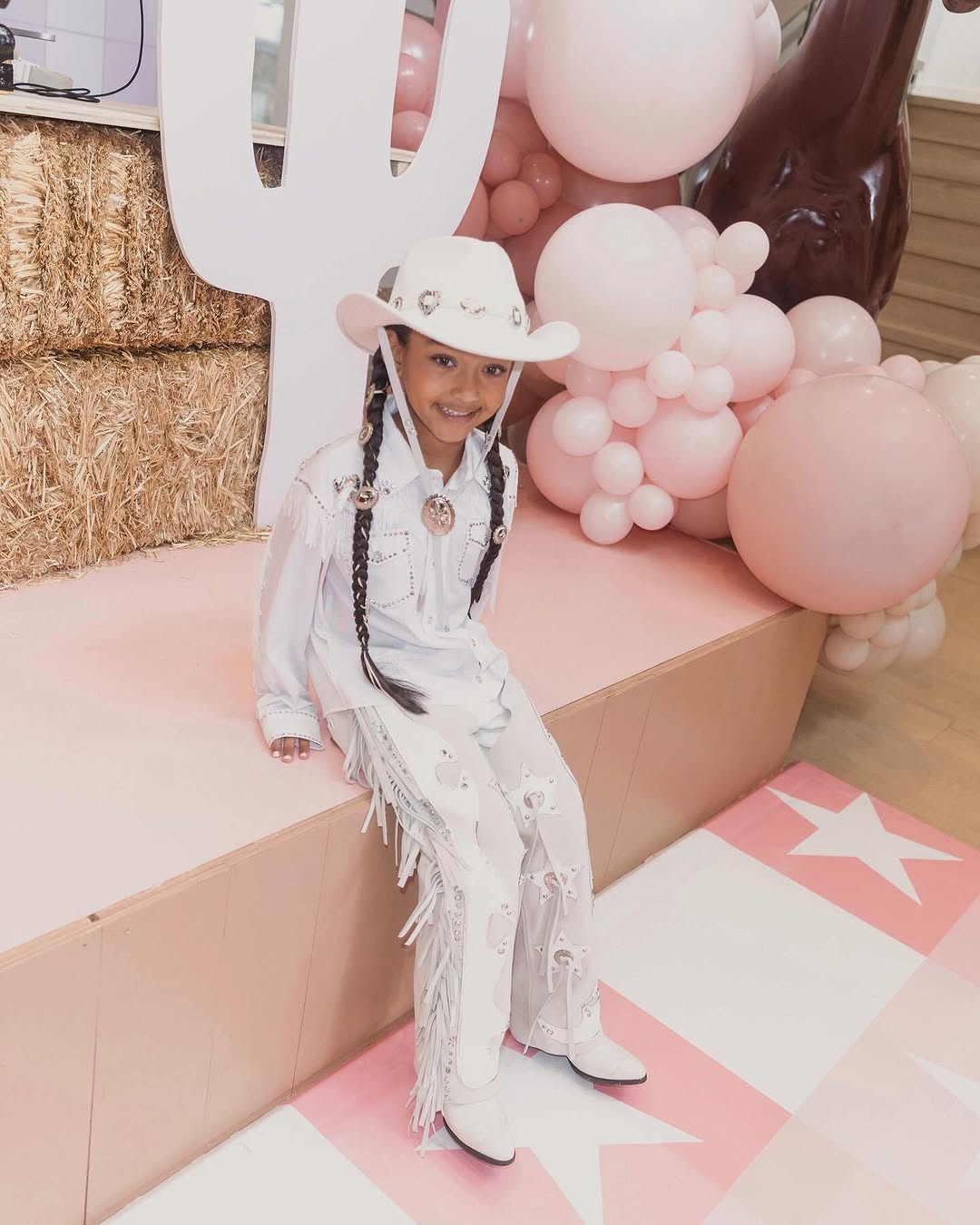 Access_Kardashian_4.jpg
