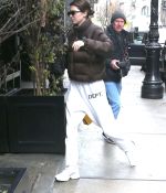 Access_Kardashian_1.jpg