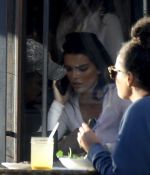 Access_Kardashian_3.jpg